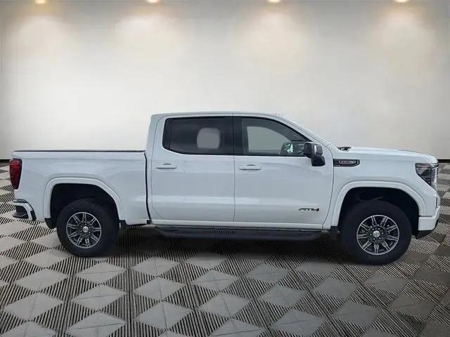 2024 GMC Sierra 1500 4WD Crew Cab Short Box AT4