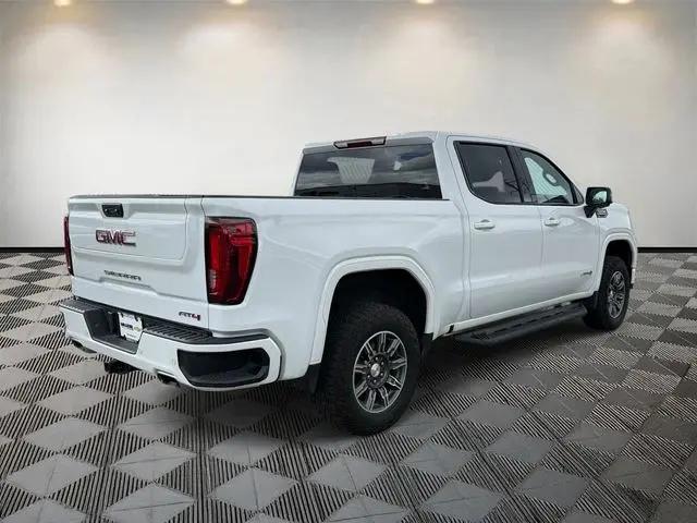2024 GMC Sierra 1500 4WD Crew Cab Short Box AT4