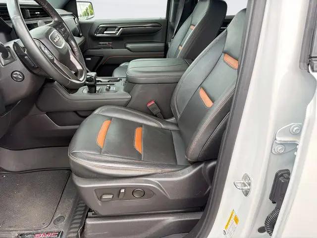 2024 GMC Sierra 1500 4WD Crew Cab Short Box AT4