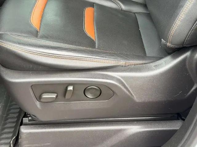 2024 GMC Sierra 1500 4WD Crew Cab Short Box AT4