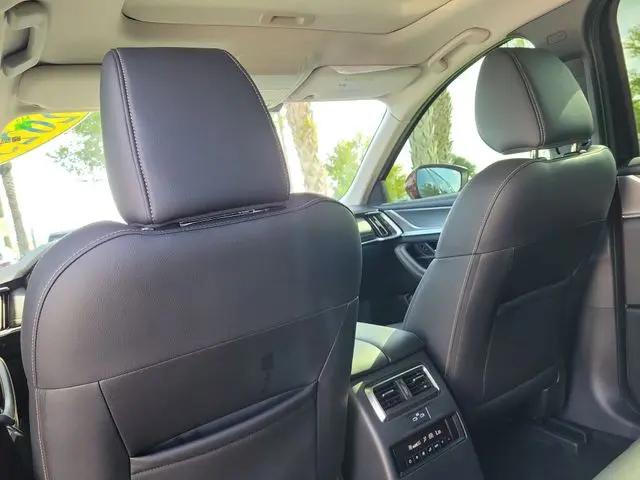2025 Mazda X-90 3.3 Turbo Preferred Package