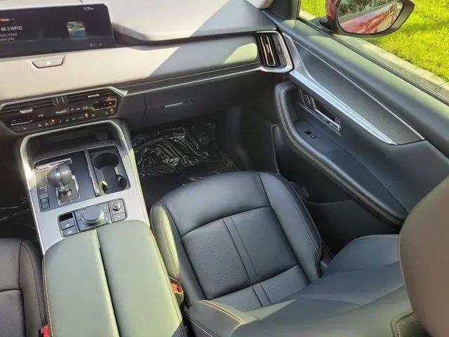 2025 Mazda X-90 3.3 Turbo Preferred Package