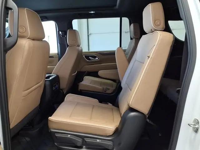2024 Chevrolet Suburban 2WD Premier
