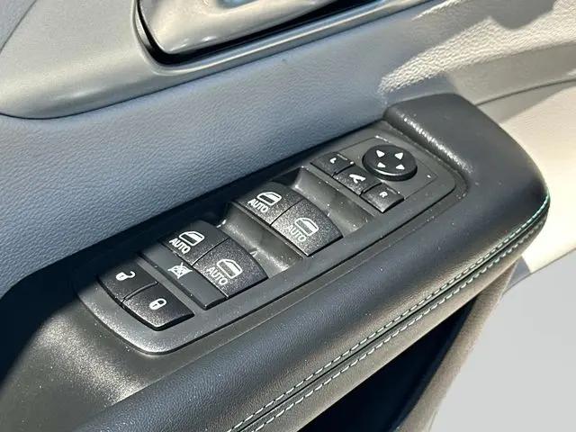 2020 Chrysler Pacifica Hybrid Limited