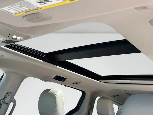 2020 Chrysler Pacifica Hybrid Limited