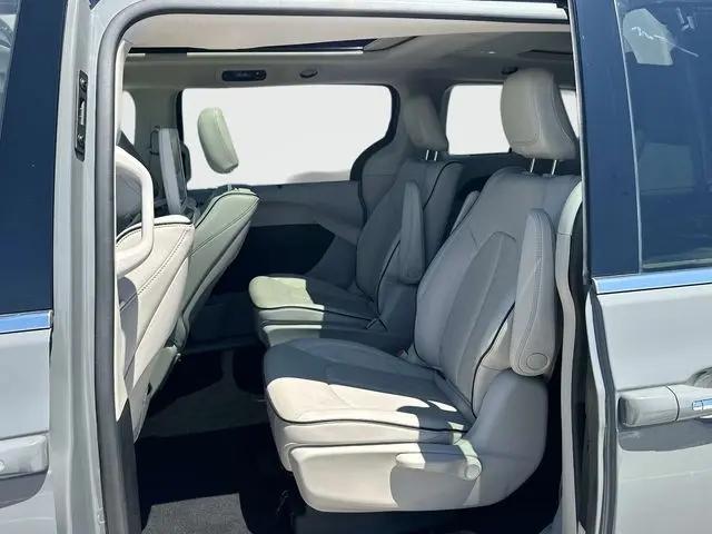 2020 Chrysler Pacifica Hybrid Limited