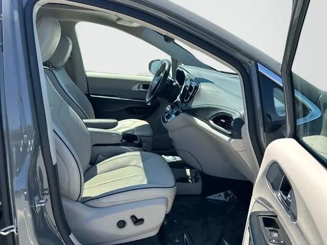 2020 Chrysler Pacifica Hybrid Limited
