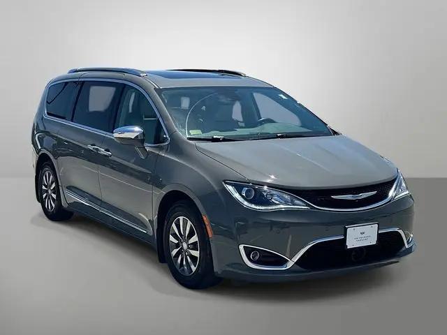 2020 Chrysler Pacifica Hybrid Limited