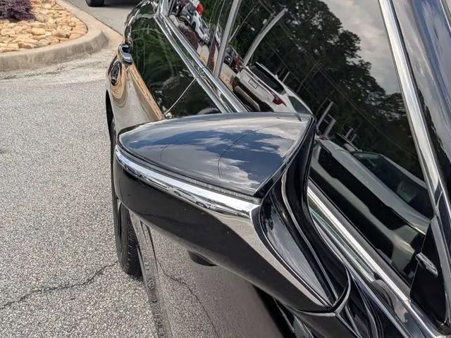 2024 Lexus ES 350 F SPORT Handling