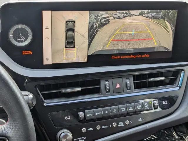 2024 Lexus ES 350 F SPORT Handling