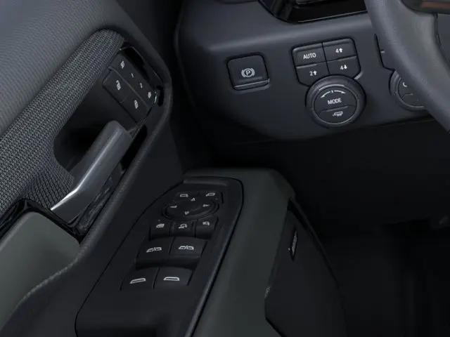 2026 Chevrolet Silverado 2500HD Crew Cab, Standard Bed, XR2, 4WD