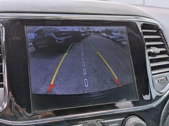 2019 Jeep Grand Cherokee Altitude 4x2