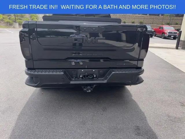 2022 GMC Sierra 1500 4WD Crew Cab Short Box Elevation