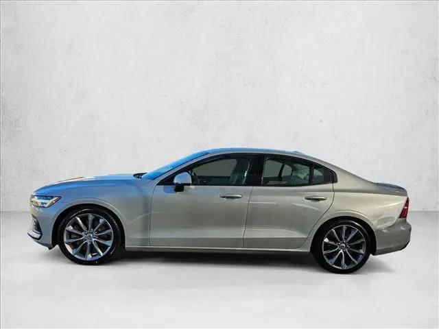 2019 Volvo S60 T6 Momentum