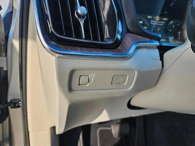 2019 Volvo S60 T6 Momentum