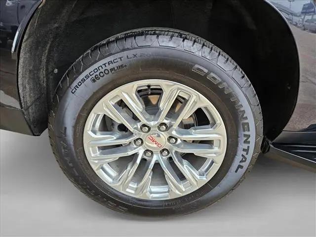 2024 GMC Yukon XL 2WD SLT