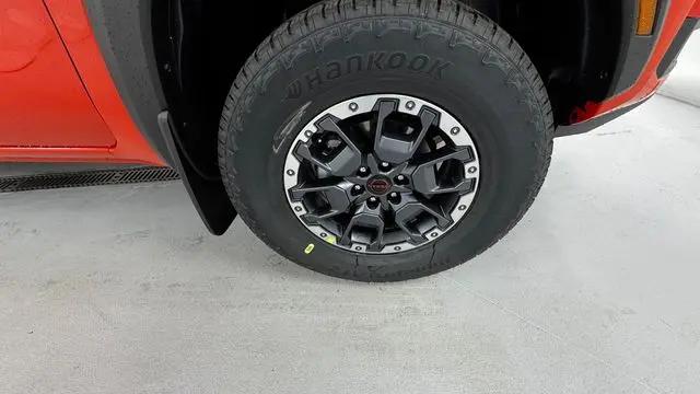 2026 Nissan Frontier Crew Cab PRO-4X 4x4