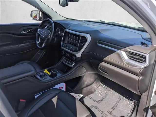 2023 GMC Acadia AWD SLT