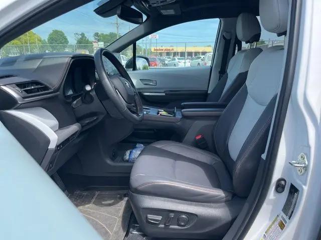 2023 Toyota Sienna XSE