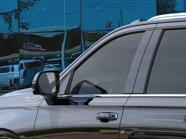 2026 Chevrolet Suburban High Country, 4WD