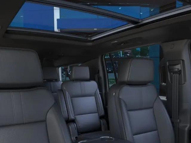 2026 Chevrolet Suburban RST, 4WD
