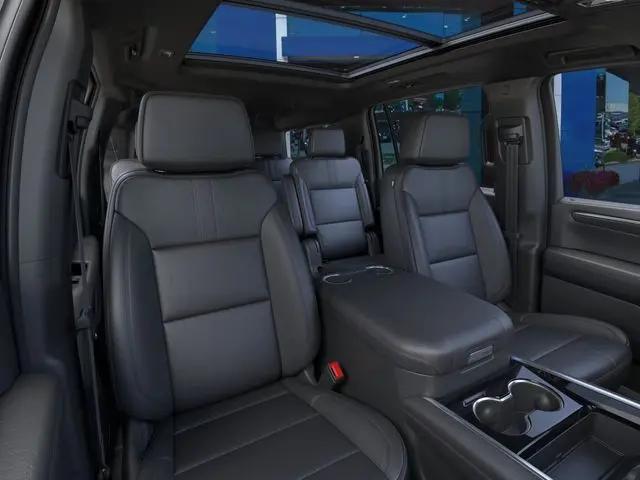 2026 Chevrolet Suburban RST, 4WD