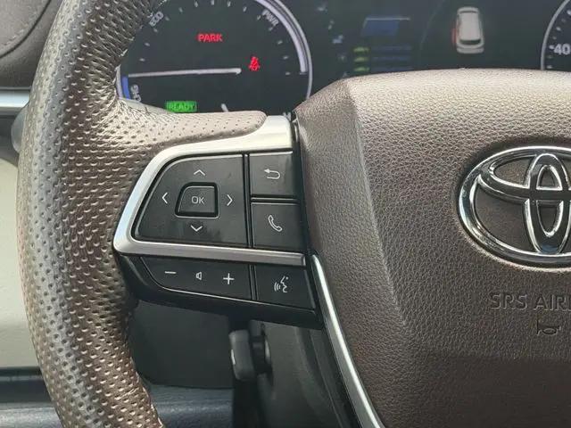2024 Toyota Sienna Platinum