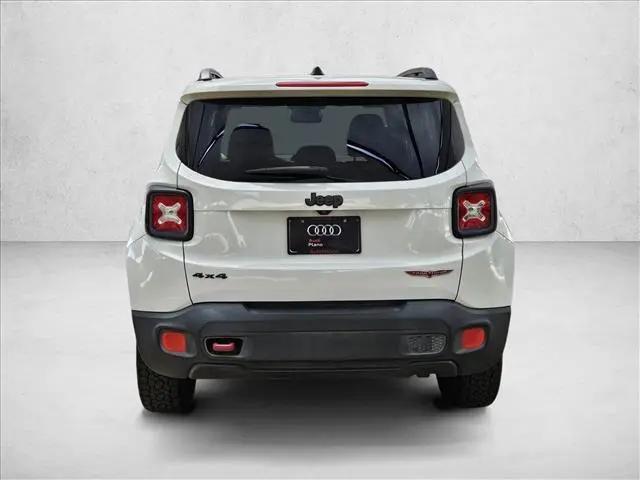 2015 Jeep Renegade Trailhawk