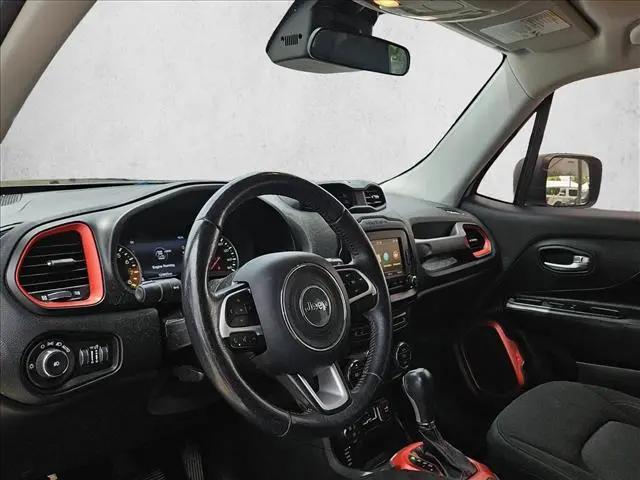 2015 Jeep Renegade Trailhawk