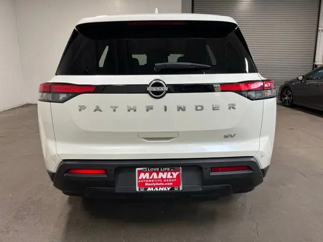 2024 Nissan Pathfinder SV FWD