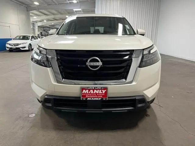 2024 Nissan Pathfinder SV FWD