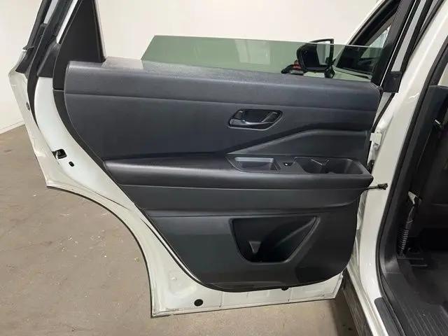 2024 Nissan Pathfinder SV FWD