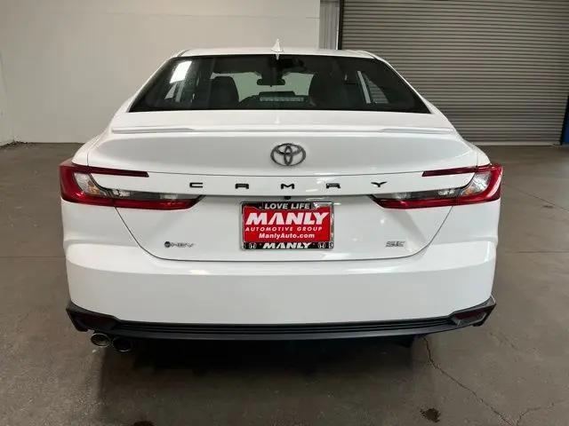 2025 Toyota Camry SE