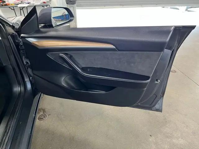 2023 Tesla Model 3 Rear-Wheel Drive