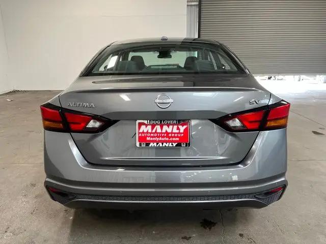 2024 Nissan Altima SV FWD