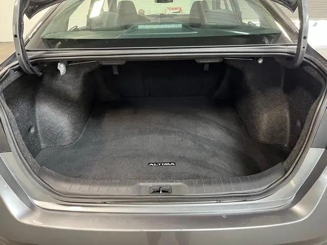 2024 Nissan Altima SV FWD