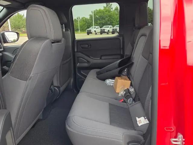 2026 Nissan Frontier Crew Cab SV 4x2