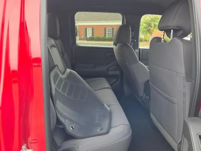 2026 Nissan Frontier Crew Cab SV 4x2