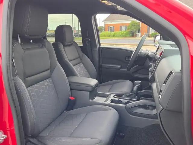 2026 Nissan Frontier Crew Cab SV 4x2
