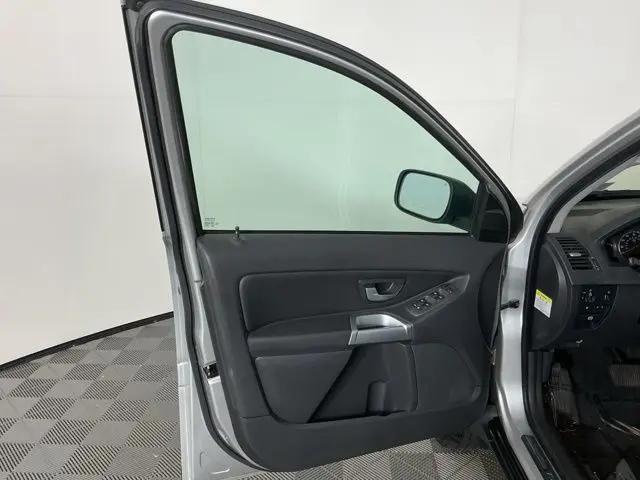 2005 Volvo XC90 2.5T AWD
