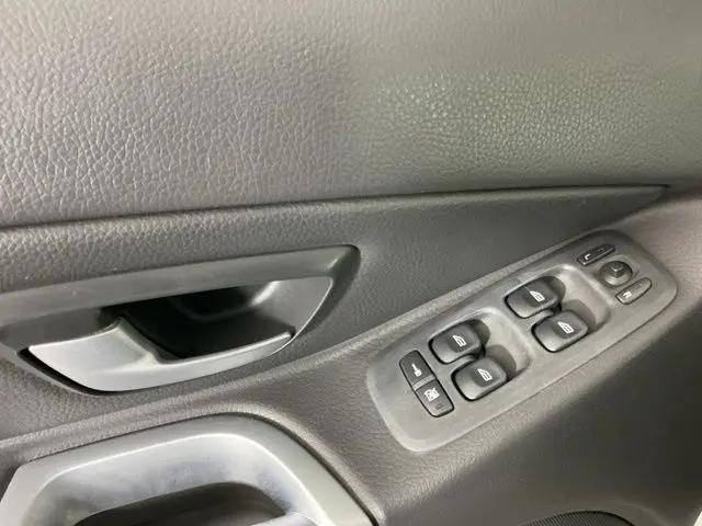 2005 Volvo XC90 2.5T AWD