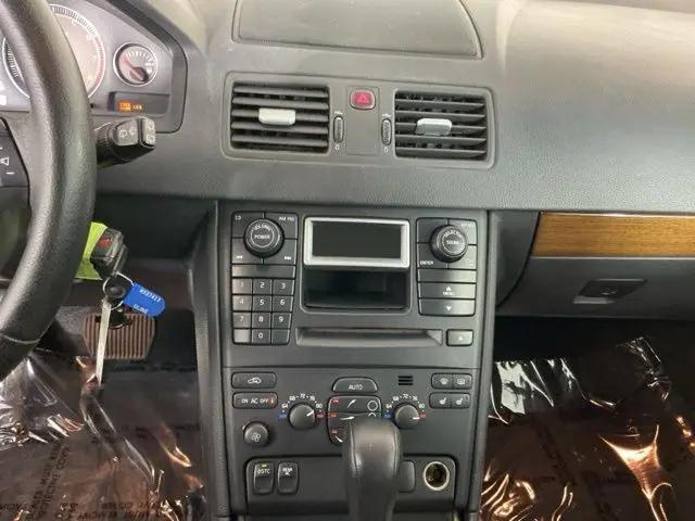 2005 Volvo XC90 2.5T AWD