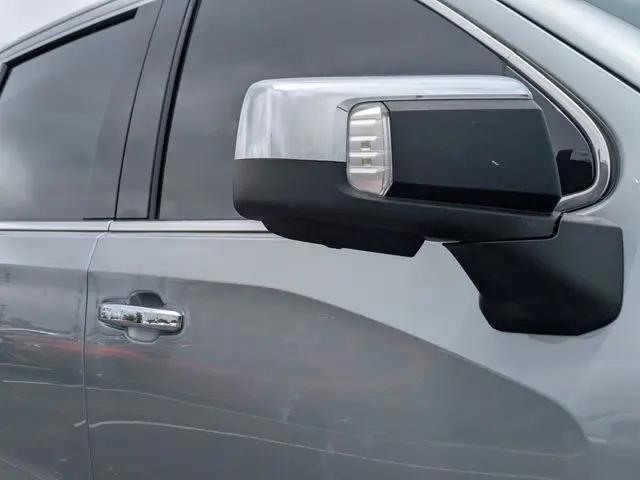 2024 GMC Sierra 1500 4WD Crew Cab Short Box SLT
