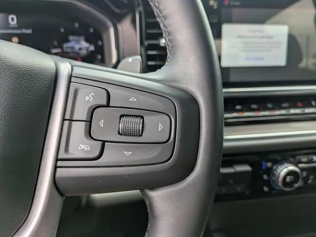 2024 GMC Sierra 1500 4WD Crew Cab Short Box SLT