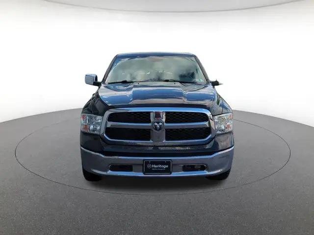 2019 Ram 1500 Classic SLT Crew Cab 4x4 6'4" Box