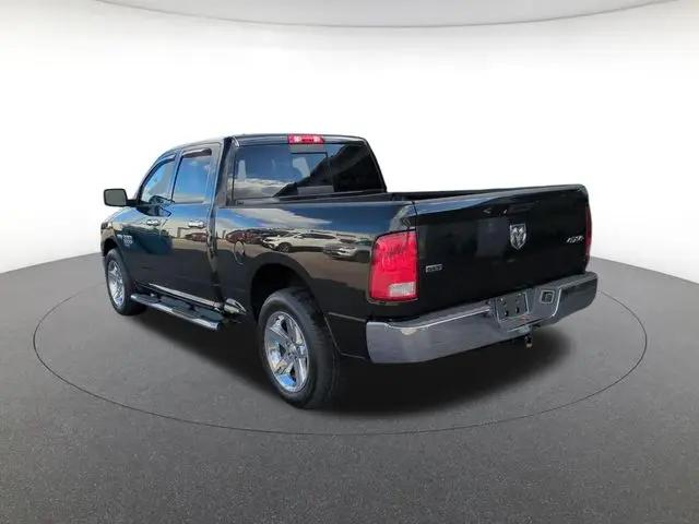 2019 Ram 1500 Classic SLT Crew Cab 4x4 6'4" Box