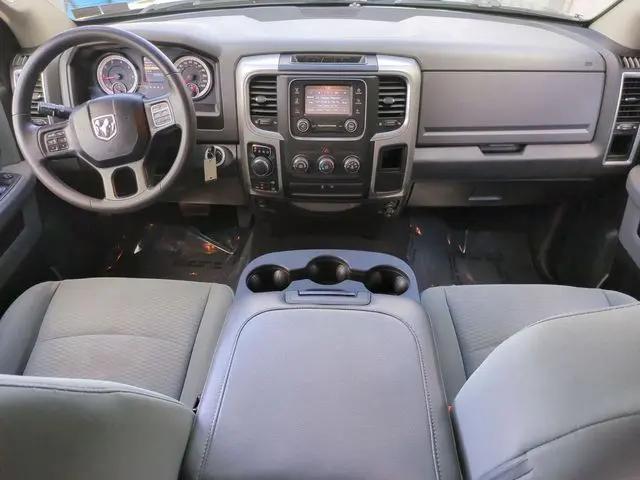 2019 Ram 1500 Classic SLT Crew Cab 4x4 6'4" Box