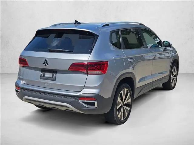 2024 Volkswagen Taos 1.5T SE