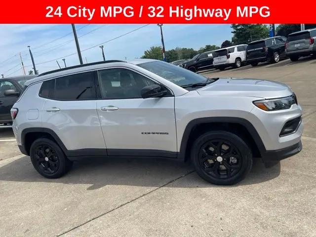 2024 Jeep Compass Latitude 4x4 for sale in Zanesville, OH
