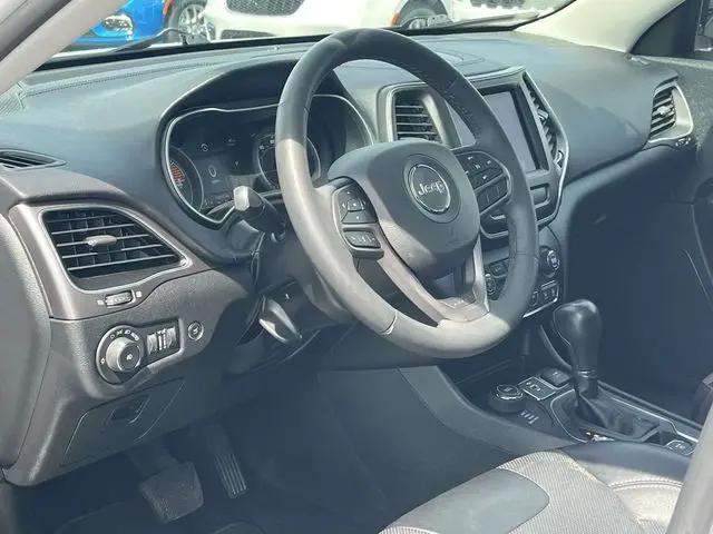 2022 Jeep Cherokee Latitude Lux 4x4